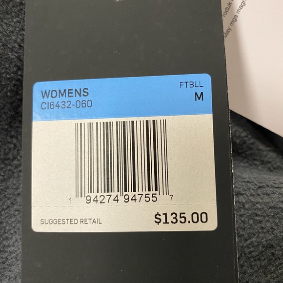 Nike Swoosh Football WMNS Full Zip Jacket CI6432-060 NEW Sz M - Picture 4 of 4